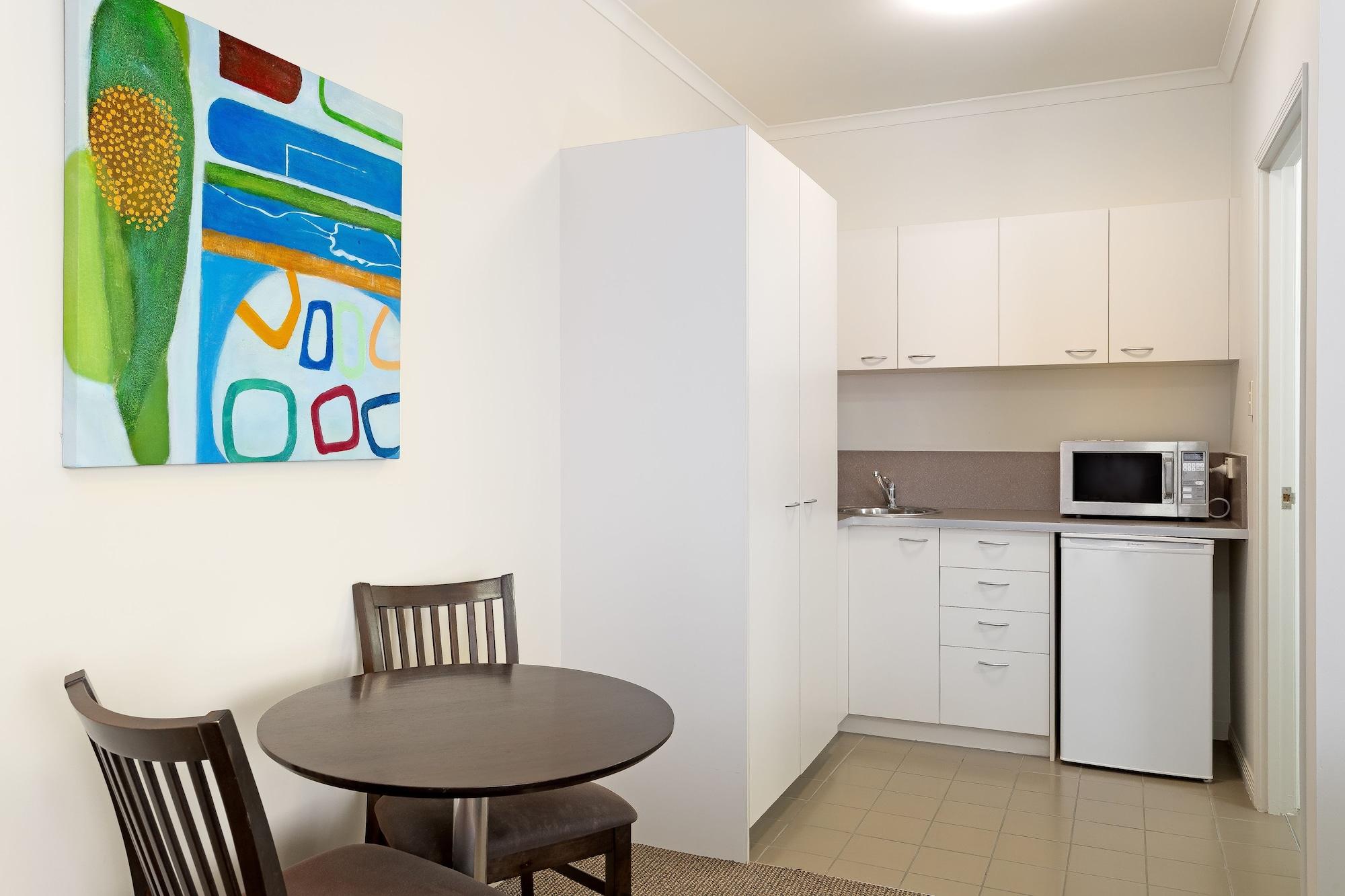 Redcliffe Motor Inn Екстер'єр фото