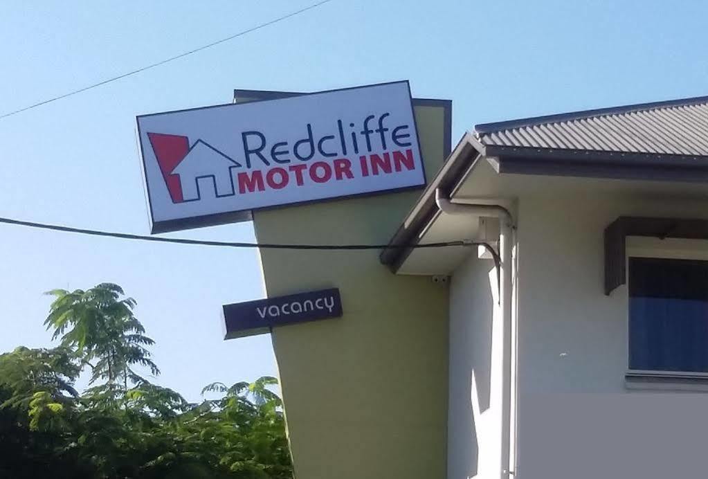 Redcliffe Motor Inn Екстер'єр фото
